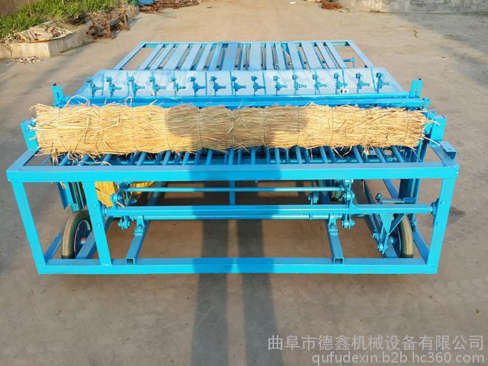 供应优质品牌德鑫大型草帘加工设备 直销大型大棚保温草帘加工设备 德鑫草帘机